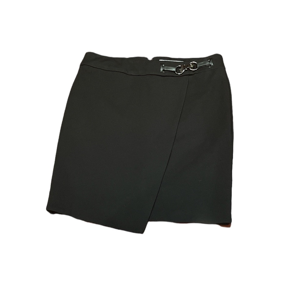 Black LE CHATEAU’ Silver Buckled Skirt!
